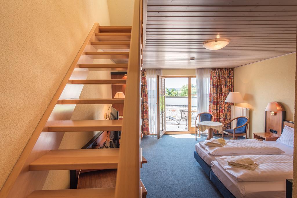 Landhotel Und Gasthof Hirsch Huettenreute Hoßkirch Extérieur photo