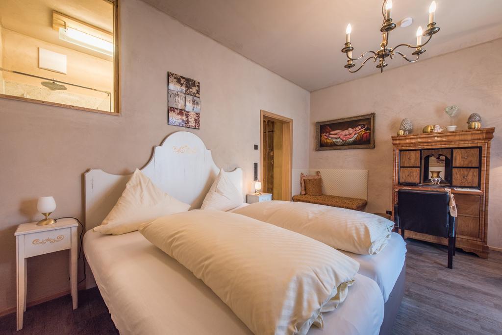 Landhotel Und Gasthof Hirsch Huettenreute Hoßkirch Extérieur photo